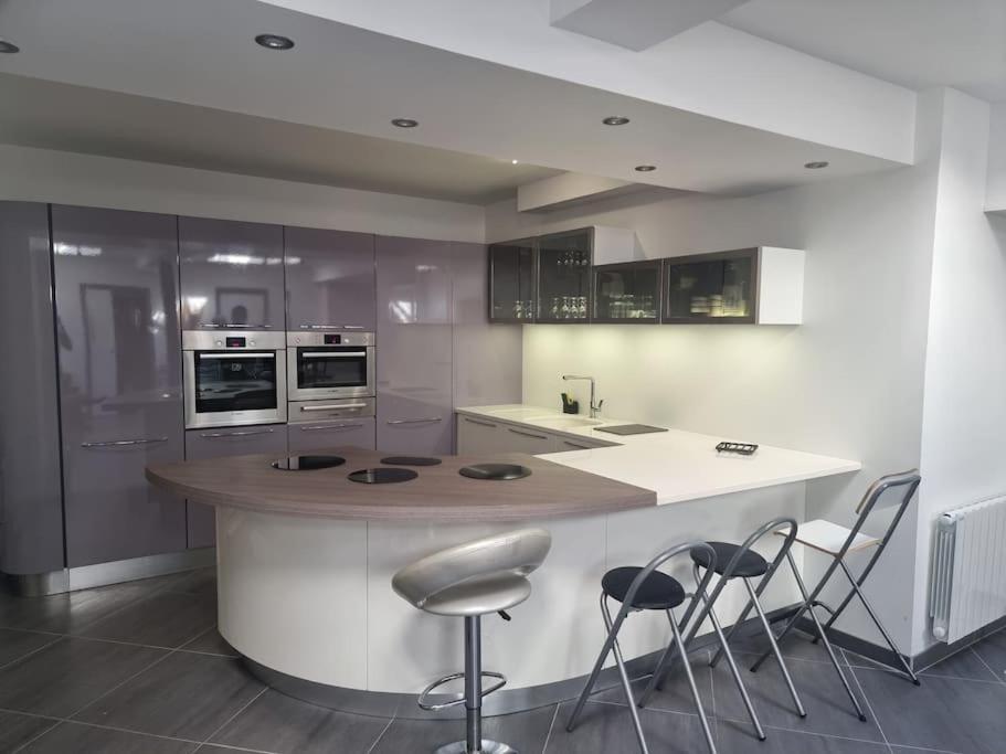 Appartement En Centre-Ville Aurillac Eksteriør billede